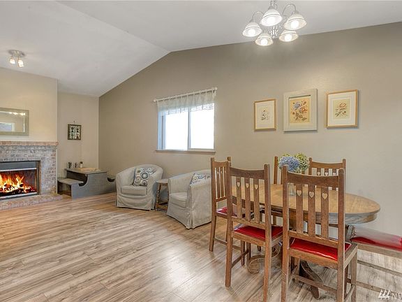 4th image of 7110 161st Street Ct E