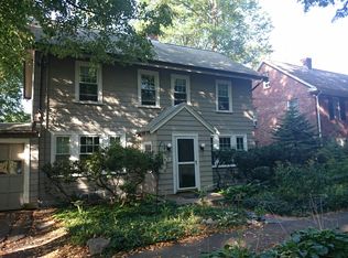 117 Wolcott Rd, Brookline, MA 02467
