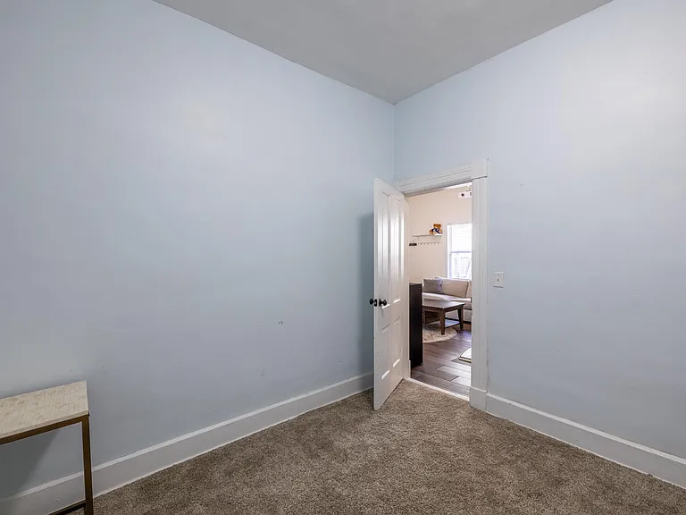 2205 Pleasant St — Photo 13