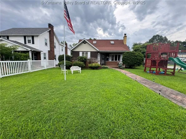 3720 Noyes Ave SE, Charleston, WV 25304