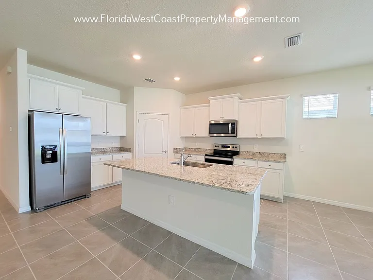 5819 Oak Bridge Ct — Photo 15