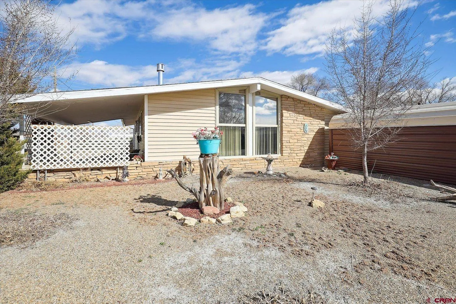3 bed, 1.5 bath, 1354 sqft, $1,850 — Photo 1