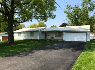 217 W St S, Kewanee, IL 61443