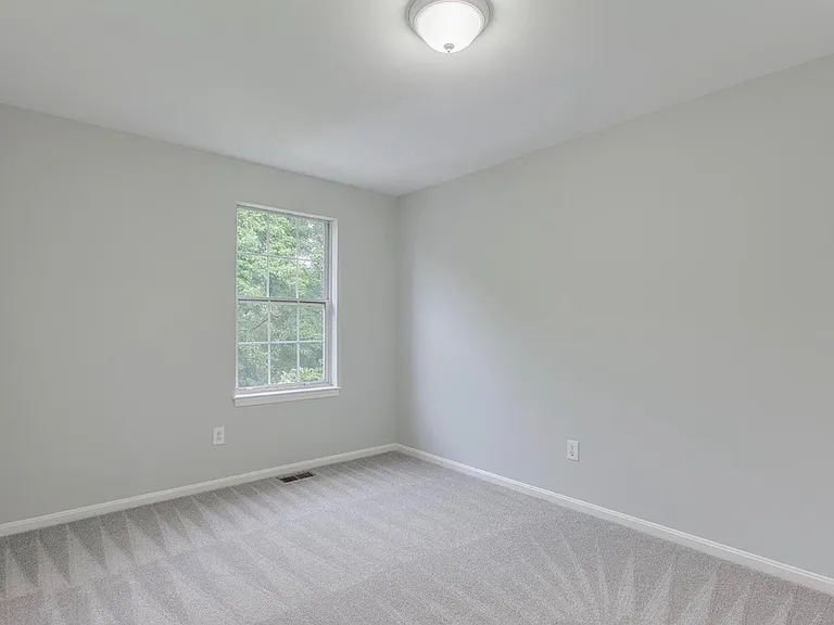 819 Jubal Way — Photo 21