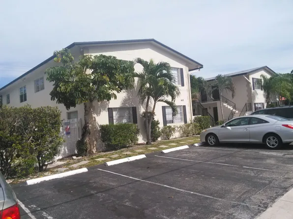 449 SW 15th St APT 9, Pompano Beach, FL 33060