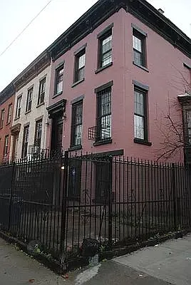 Rented by Yup Realty LLC | media 21