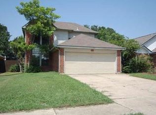 944 Ramblewood Dr, Lewisville, TX 75067