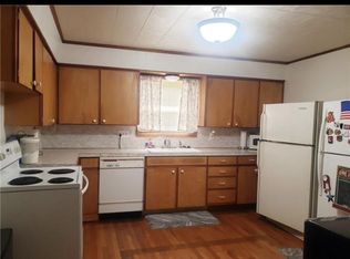 910 E 11th St, Pittsburg, KS 66762