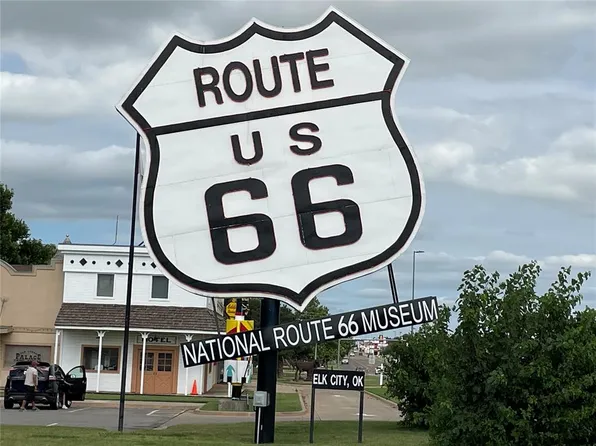 1401 W 3rd St #1-6-24, Elk City, OK 73644