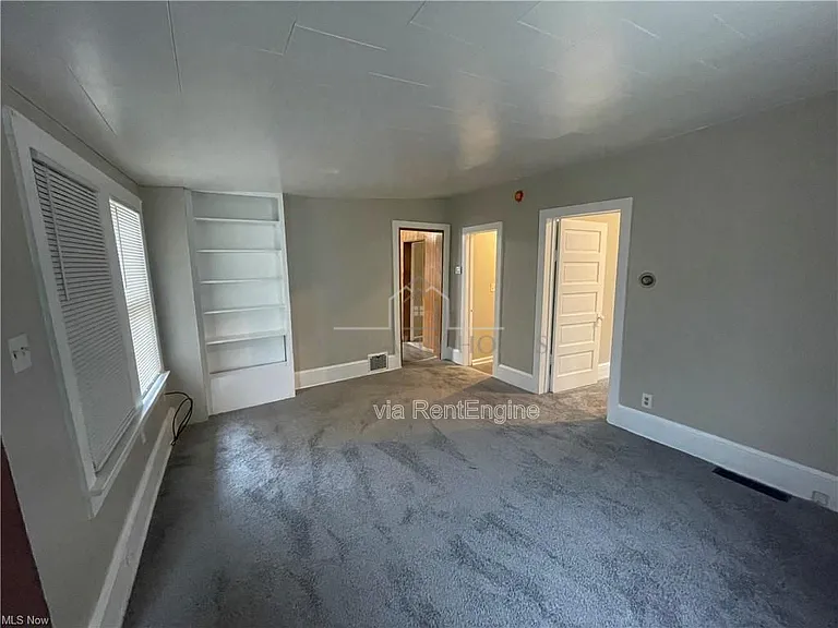 1213 Sherman St — Photo 9