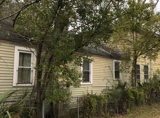 928 W 52nd St, Savannah, GA 31405