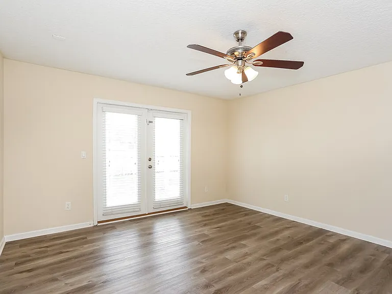 10367 Shelby Creek Rd S — Photo 13