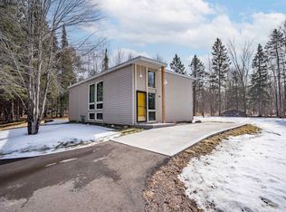 26 W Riverside Rd, Esko, MN 55733