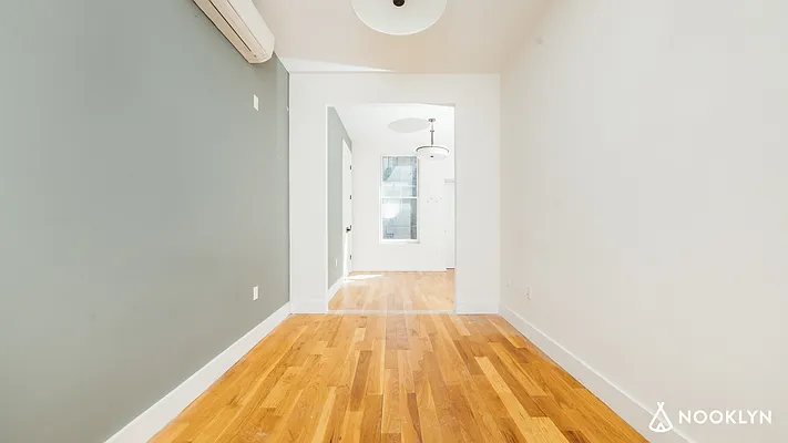 Rented by Nooklyn NYC LLC | media 23