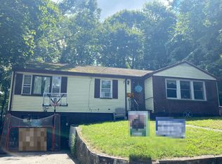 54 Hillside Rd, Braintree, MA 02184