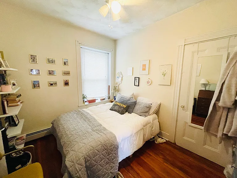 206 Hanover St #6 — Photo 7