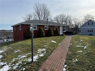 225 Chaucer Dr, Irwin, PA, 15642