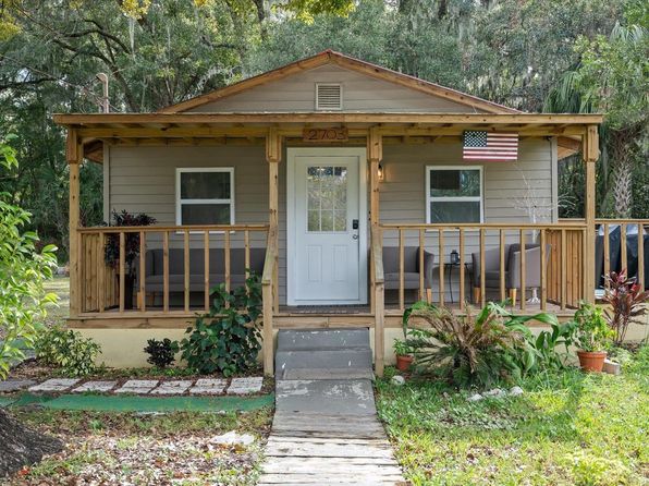 2703 Peters St, Palatka, FL 32177