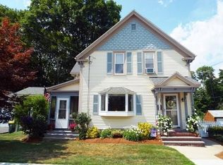 83 Crescent St, Franklin, MA 02038