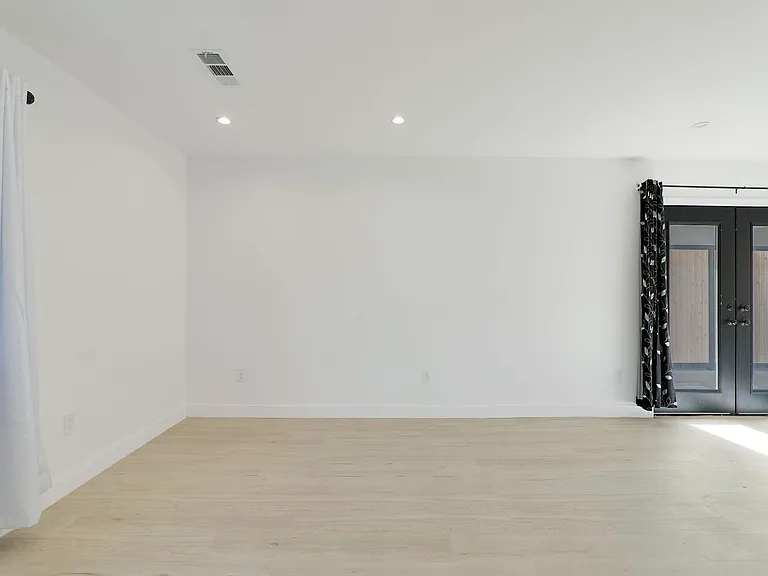 19715 Chase St — Photo 12