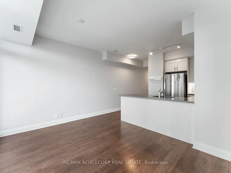 15 Zorra St #1302 — Photo 18