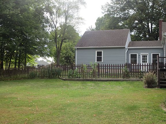 2nd image of 8504 Frederick Pike