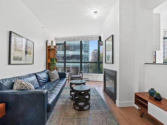 3rd image of 1238 Burrard St #504