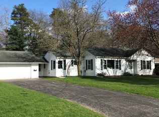 128 N Lauderdale Dr, Kalamazoo, MI 49006