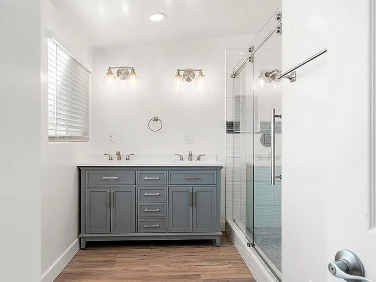 844 Mola Vista Way #844 — Photo 38