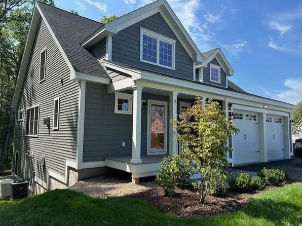 8 Hemlock Drive #64, Auburn, NH 03032