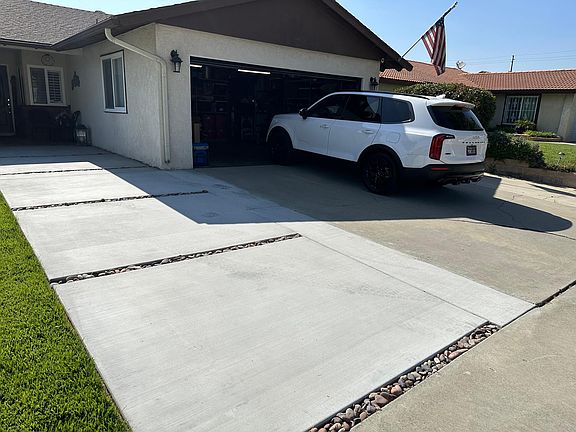 4th image of 9770 Kaiser Ct