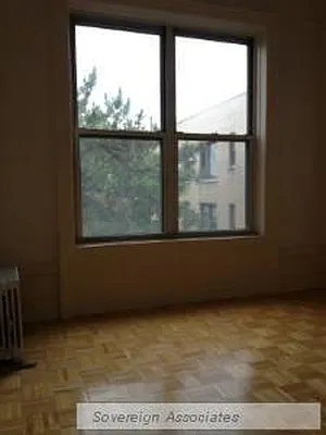 Rented by Sovereign Associates | media 32