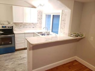 145 Oak Neck Rd, Hyannis, MA 02601