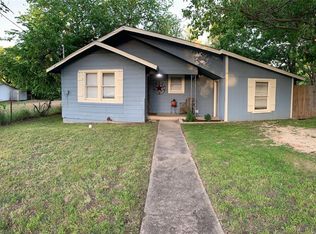 410 N Boundary St, Weatherford, TX 76086