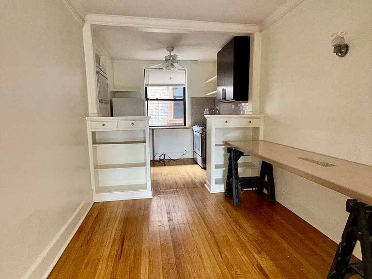 2321 N Spaulding Ave #2B — Photo 2