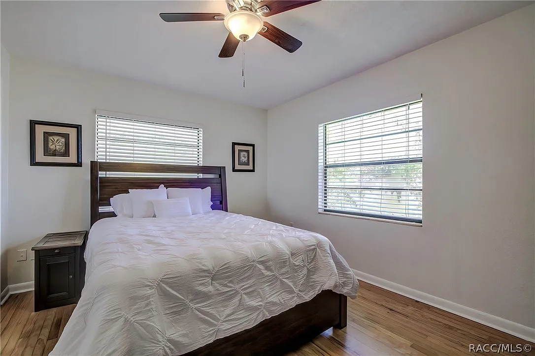 4 bed, 1996 sqft, $2,500 — Photo 3