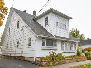 13 Beauregard St, Springfield, MA 01151