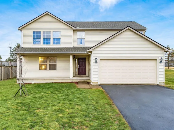 925 Lockmead Ct, Pataskala, OH 43062