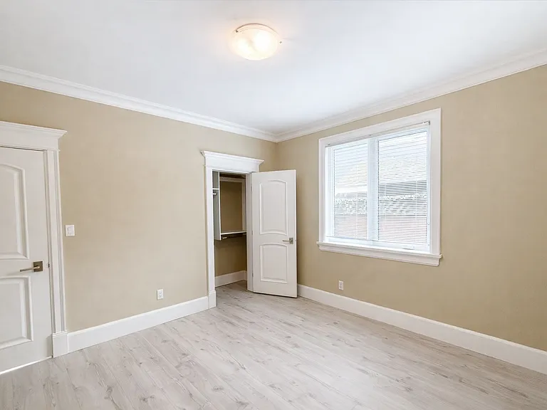 3608 Greentree Ln — Photo 11