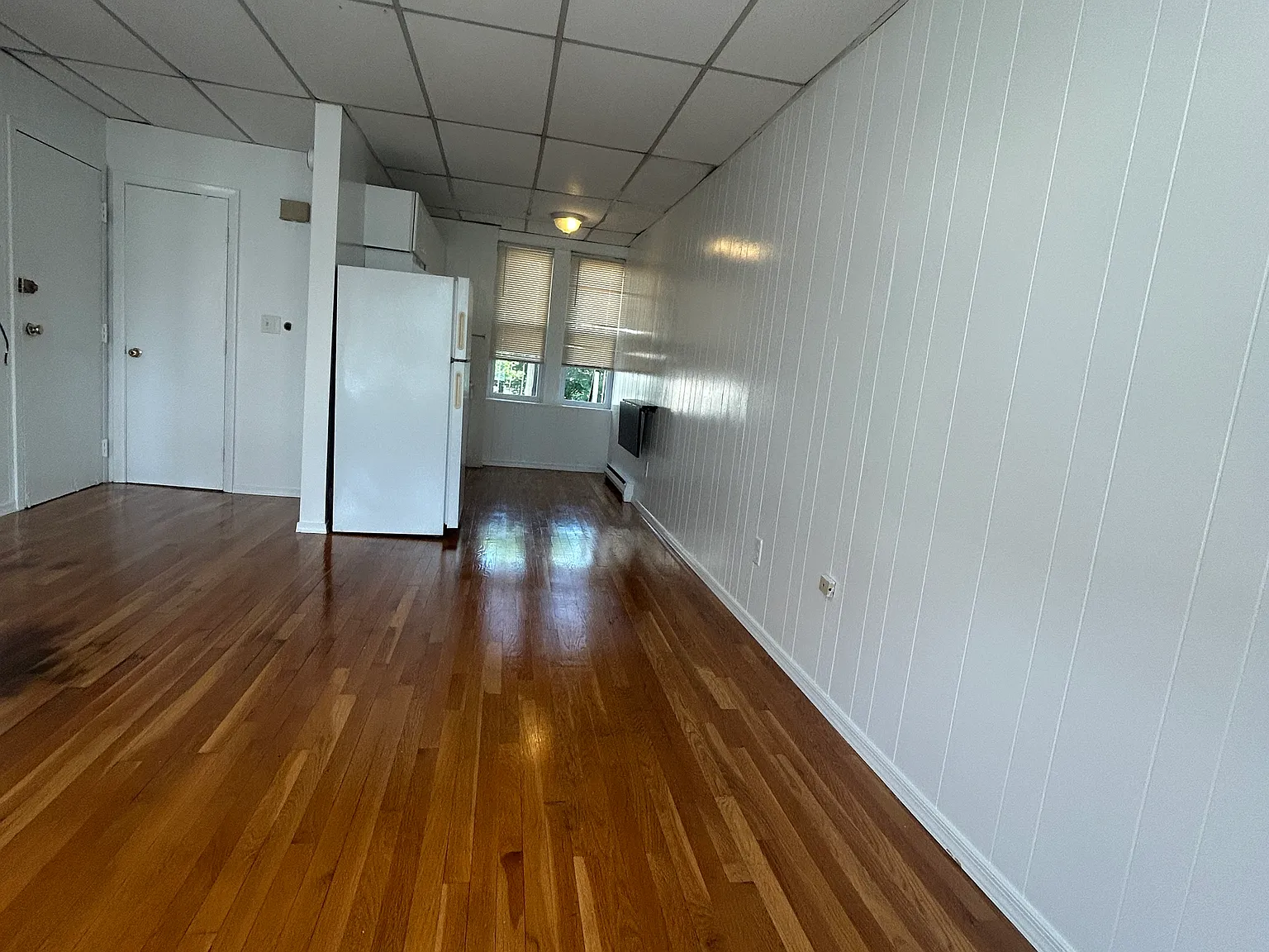 1 bed, 9999 sqft, $2,050 — Photo 3