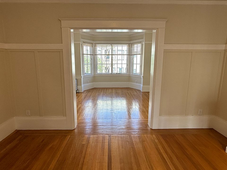 1st image of 1871 Sacramento St