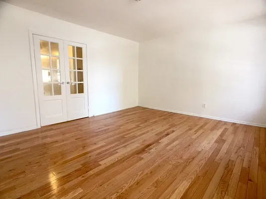 Rented by Bohemia Realty Group | media 21