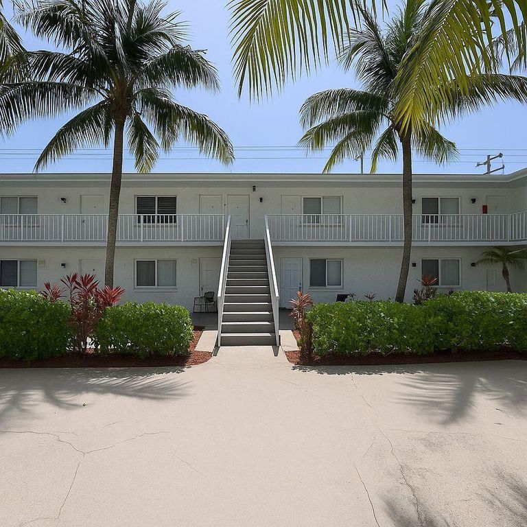 1651 NE 33rd St APT 1, photo 7