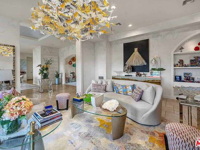 3110 Benedict Canyon Dr — Photo 11