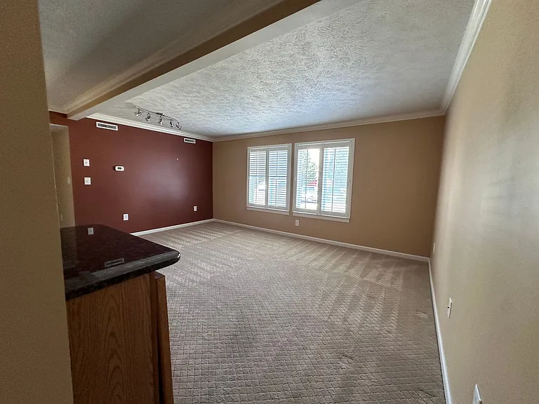1775 Liberty Ln #66 — Photo 3