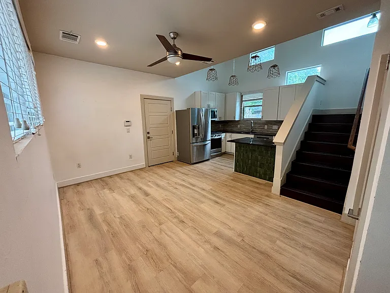1139 Gunter St #B — Photo 12