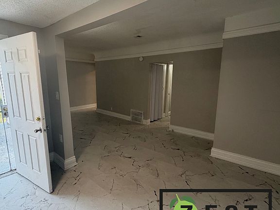 3rd image of 7419 Rutherford St