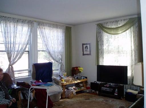 Corner Living room with lots of light