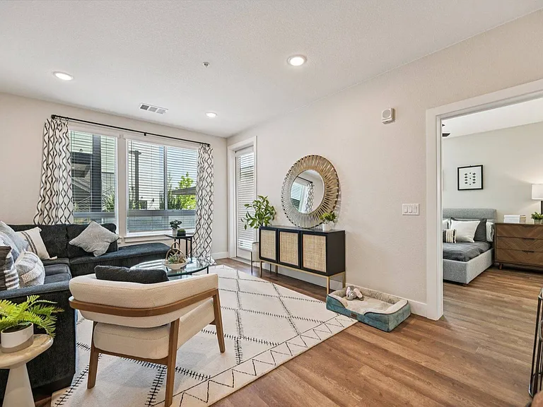 Sequel Apartments — Photo 25