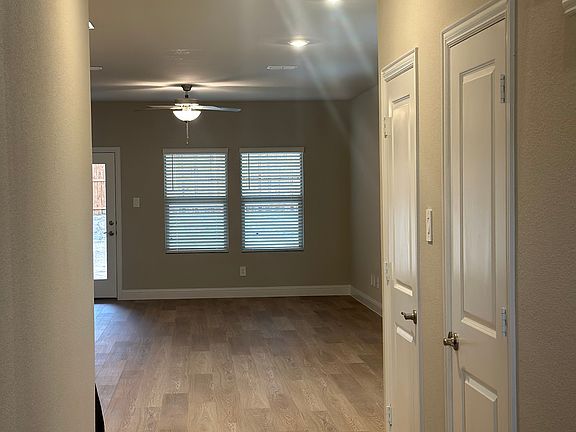 5th image of 708 Lullaby Ln